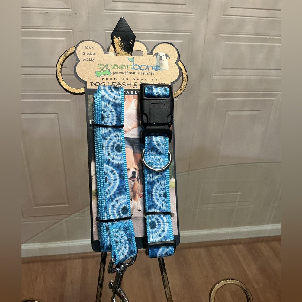 Brand New Beautiful Set Dog leash and collar set Blue